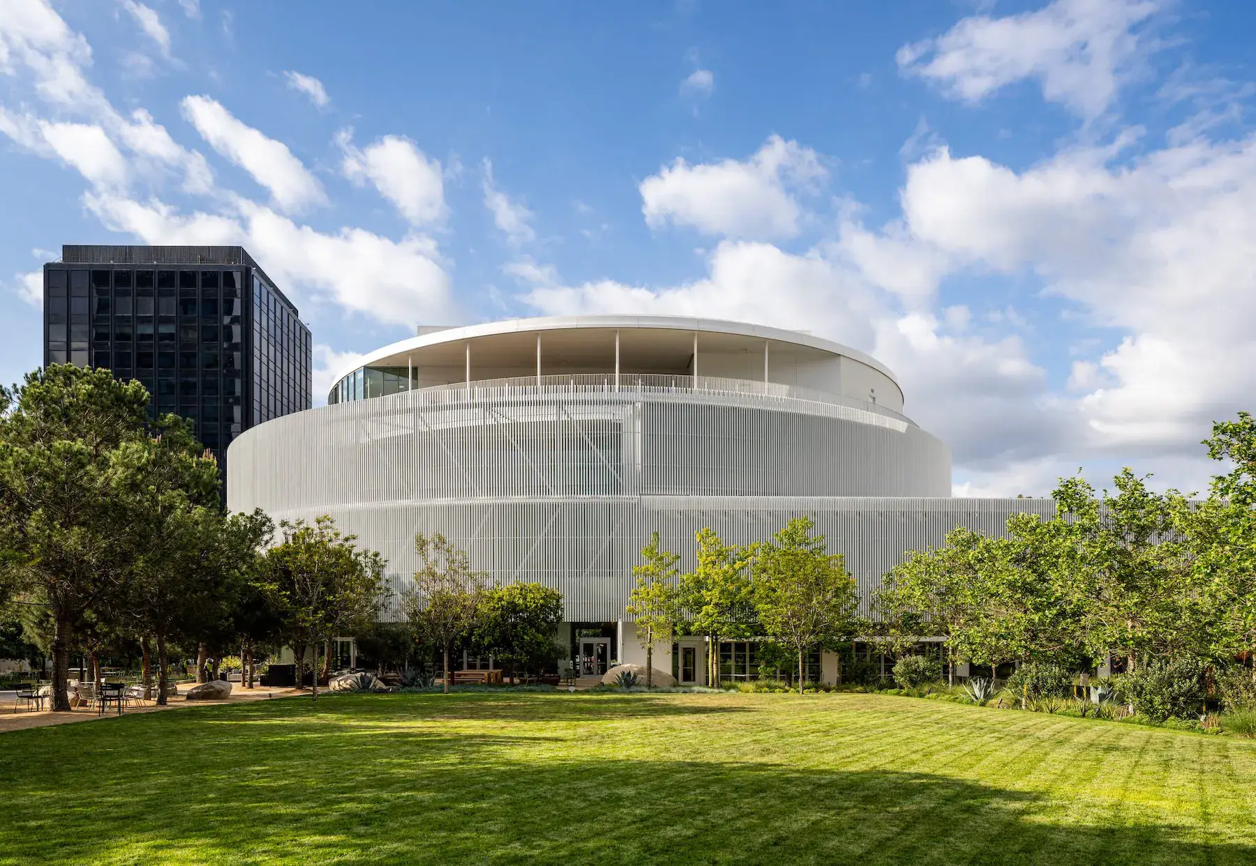 NBC Universal Campus in Los Angeles – architectural photography by Hunter Kerhart